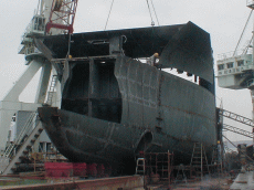 UD-6ブロックを正位置へ搭載中